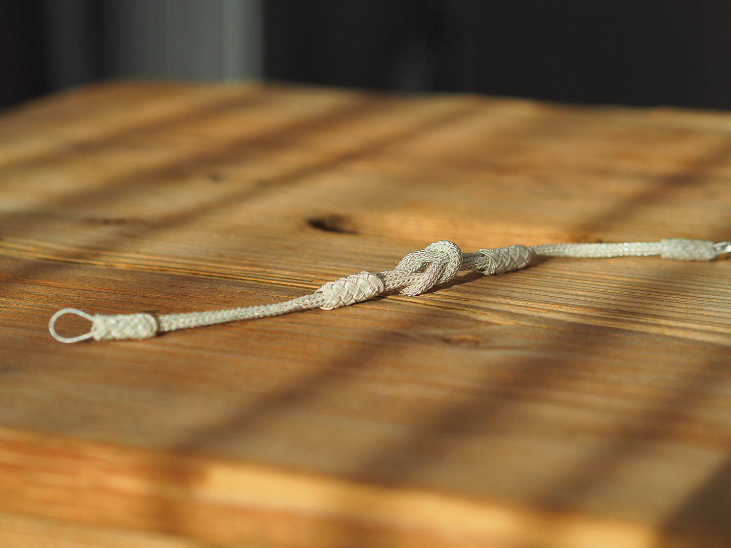 fine-pure-silver-bracelet-love-knot