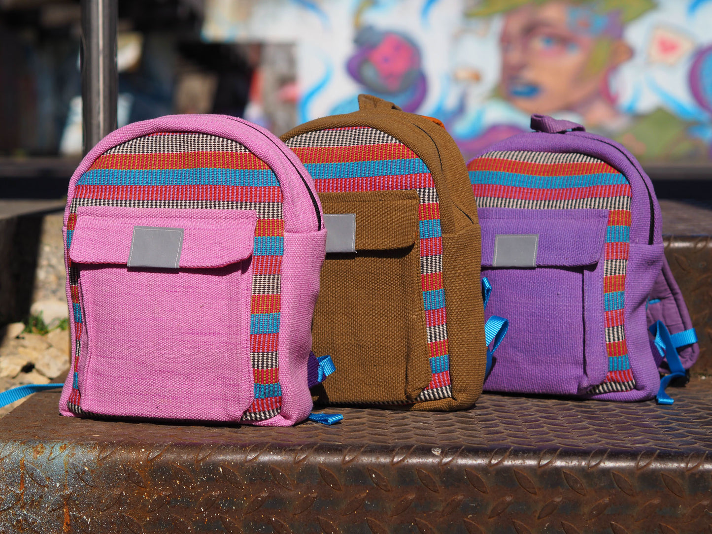 Spielgruppenrucksack-bunt-zeitlos-fairtrade