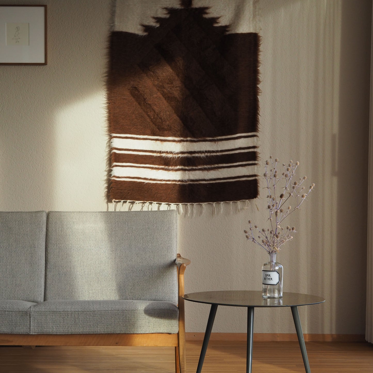 brown-white-paradise-wall-hanging-rug