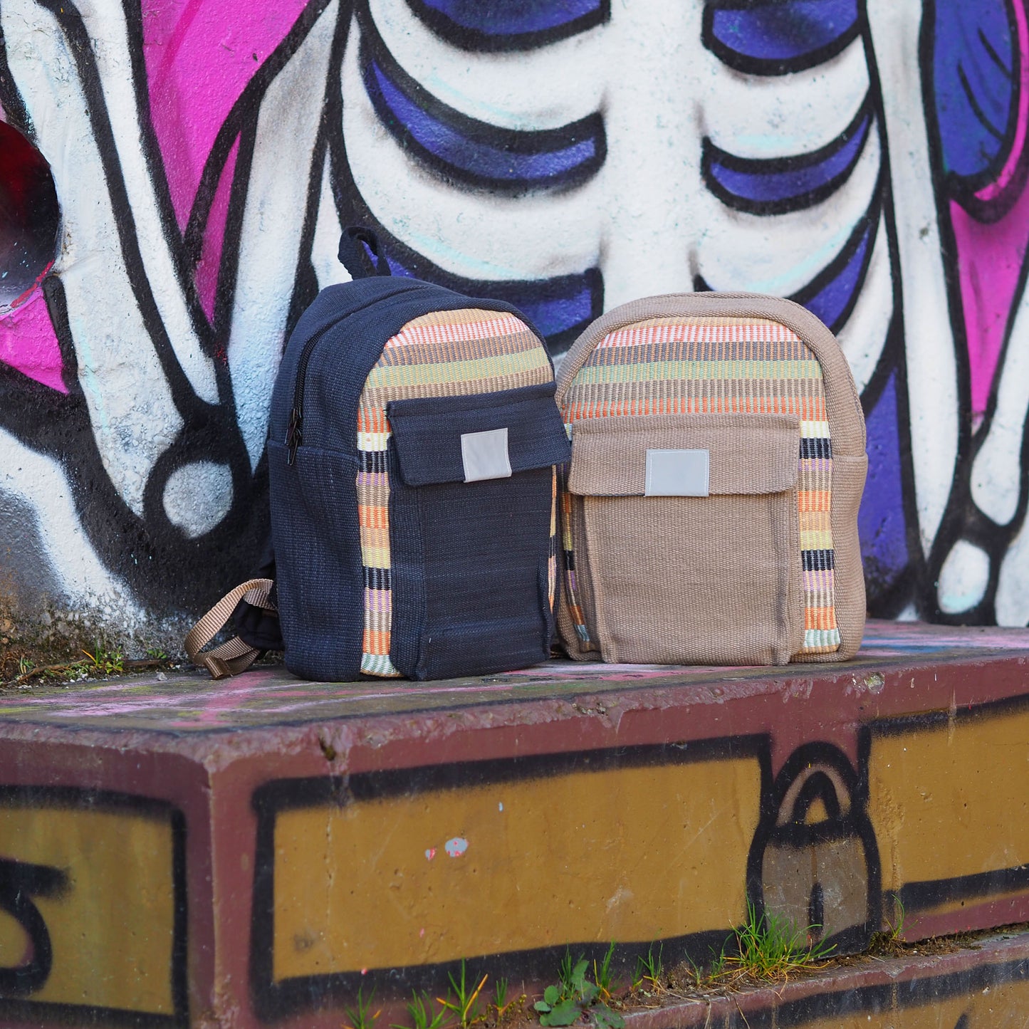 kleinkinderrucksäcke-erdtoene