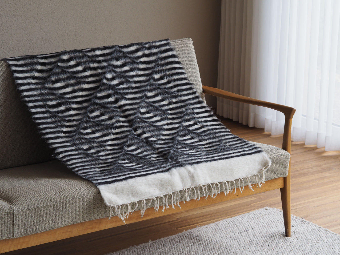 black-white-striped-wall-hanging-rug