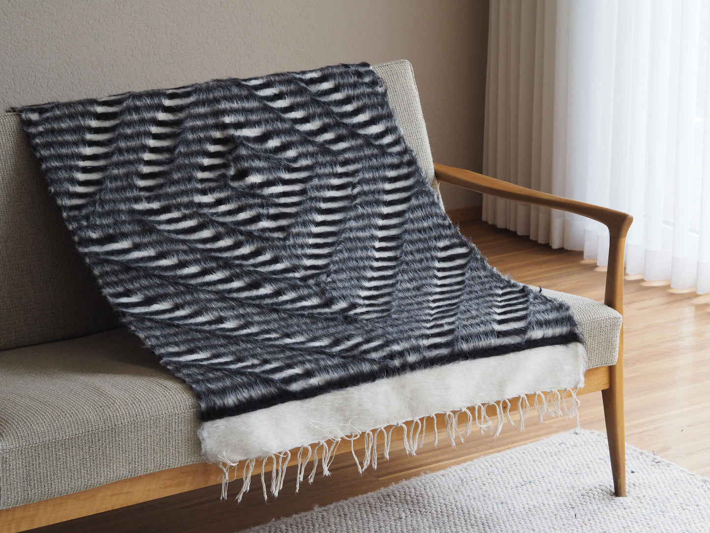 black-white-striped-wall-hanging-wall-rug