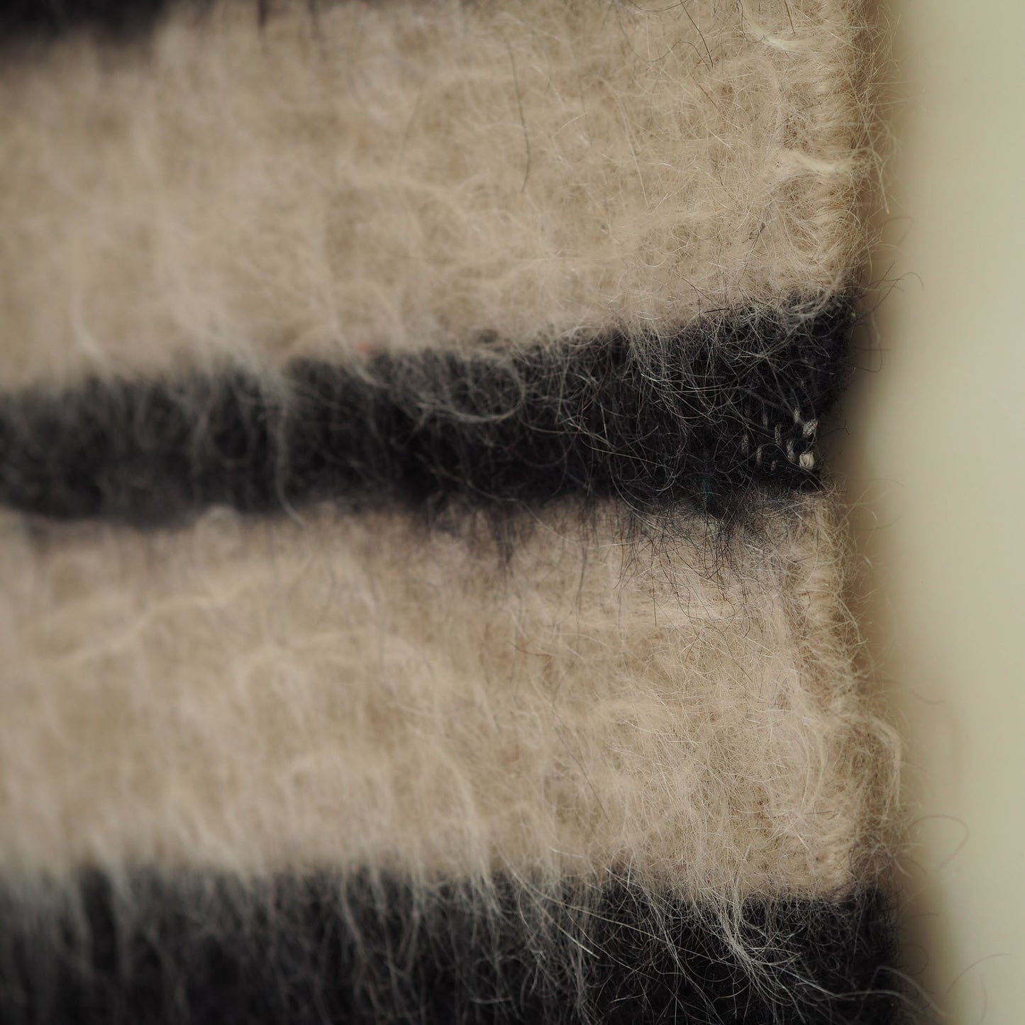 black-white-paradise-wall-hanging-rug