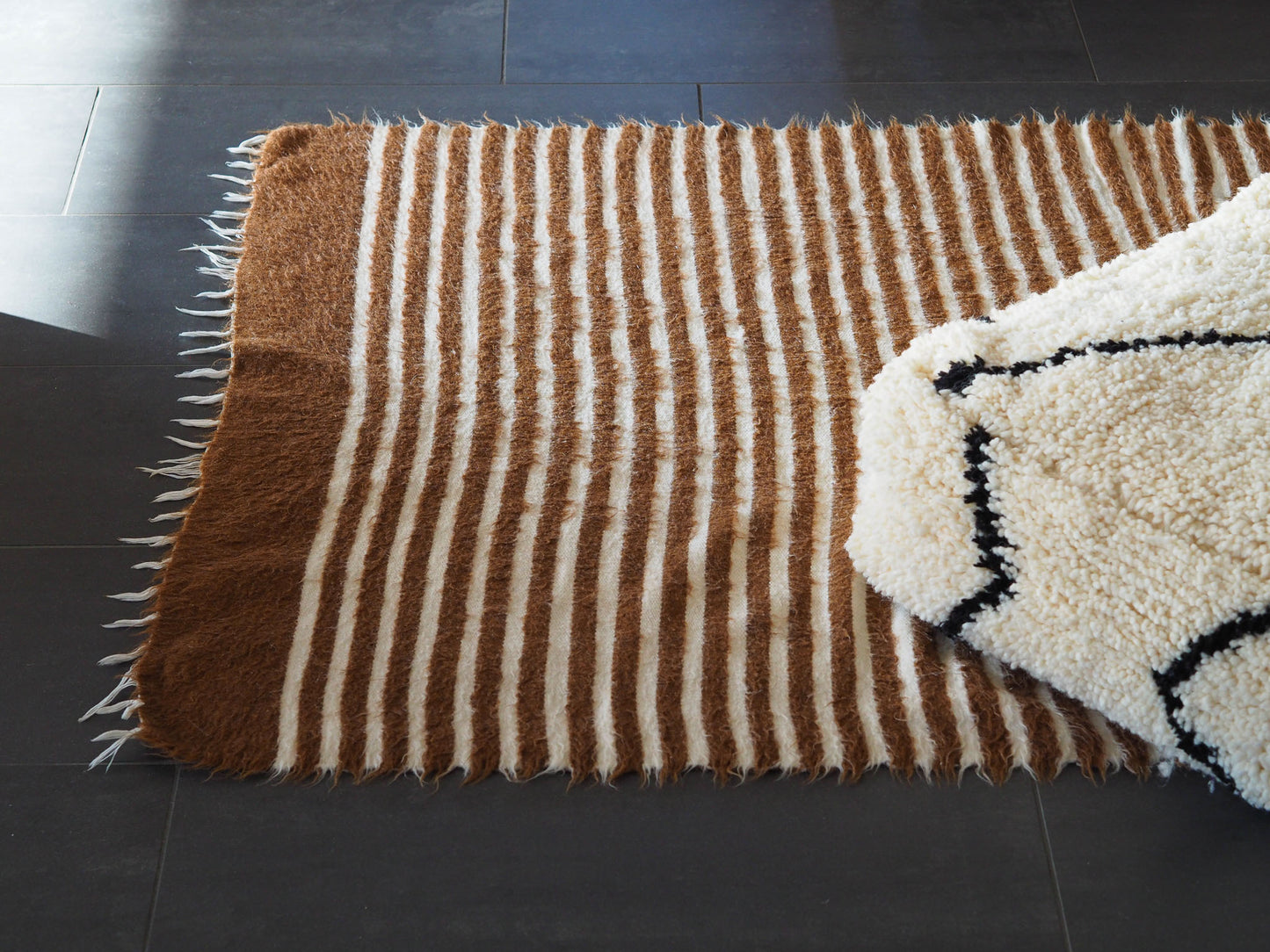 brown-white-striped-wall-hanging-rug