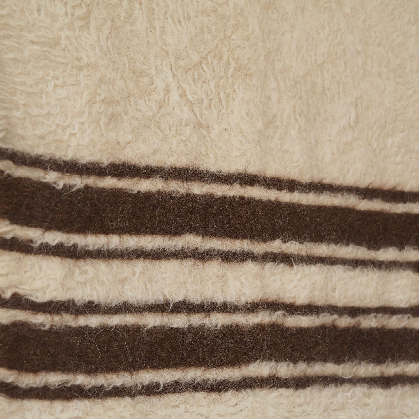 brown-white-woollen-wall-hanging-rug
