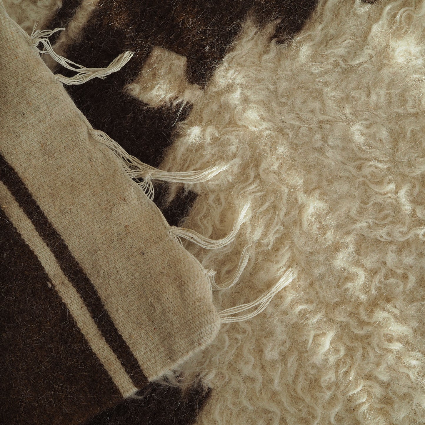 brown-white-woollen-wall-hanging-rug
