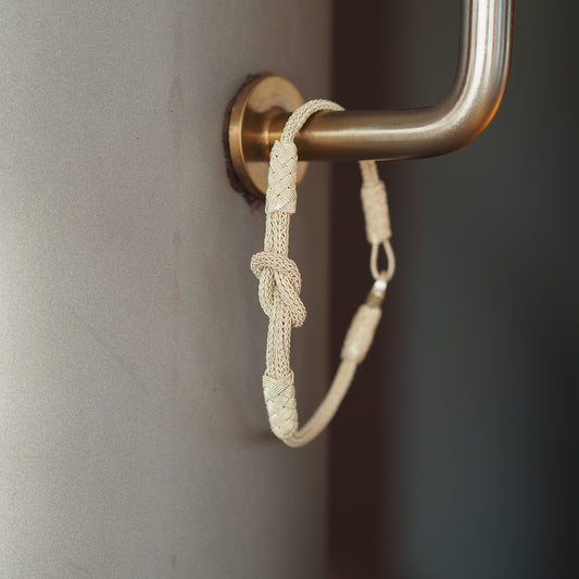 fine-pure-silver-bracelet-love-knot