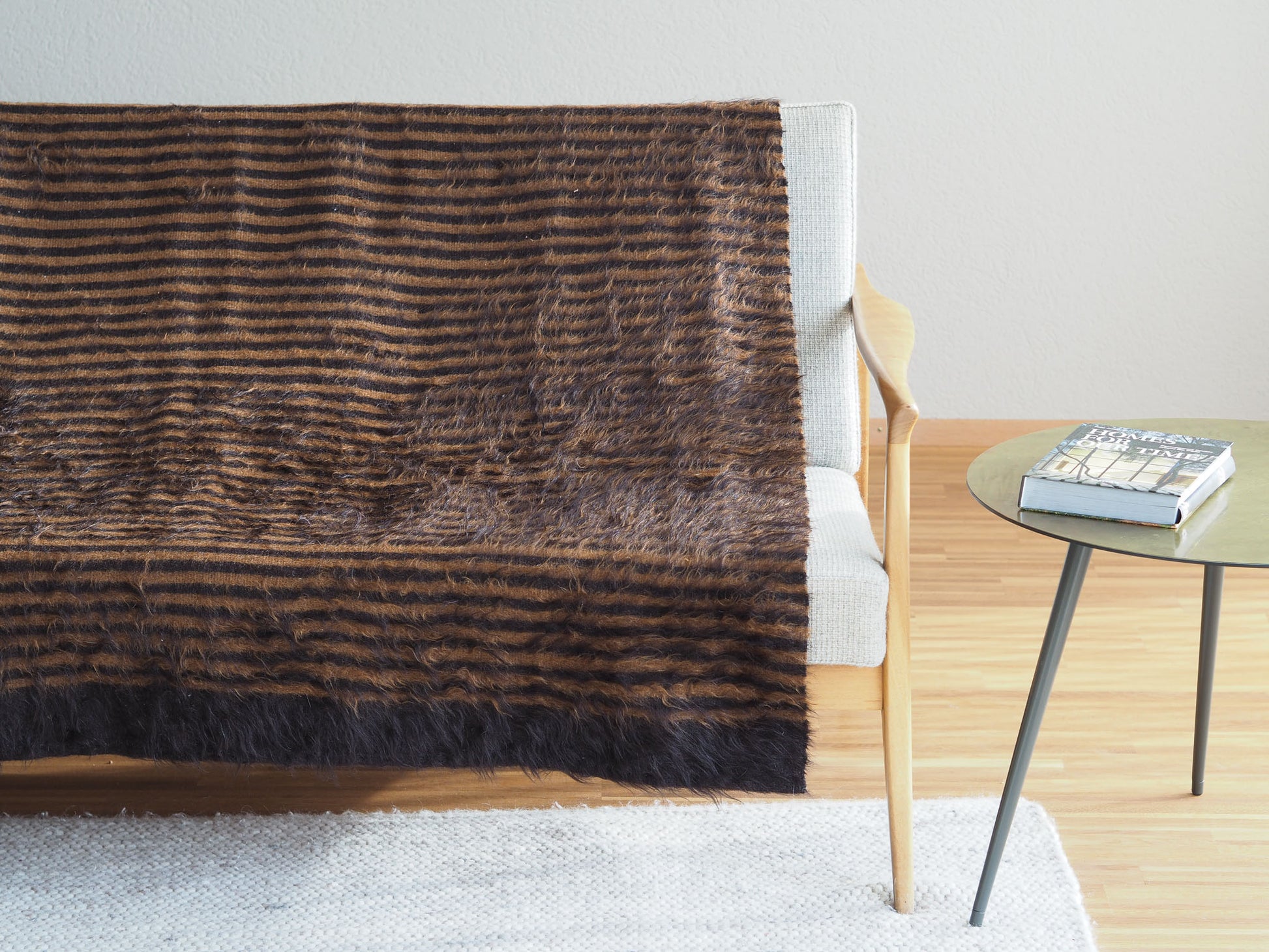 brown-striped-wall-hanging-rug