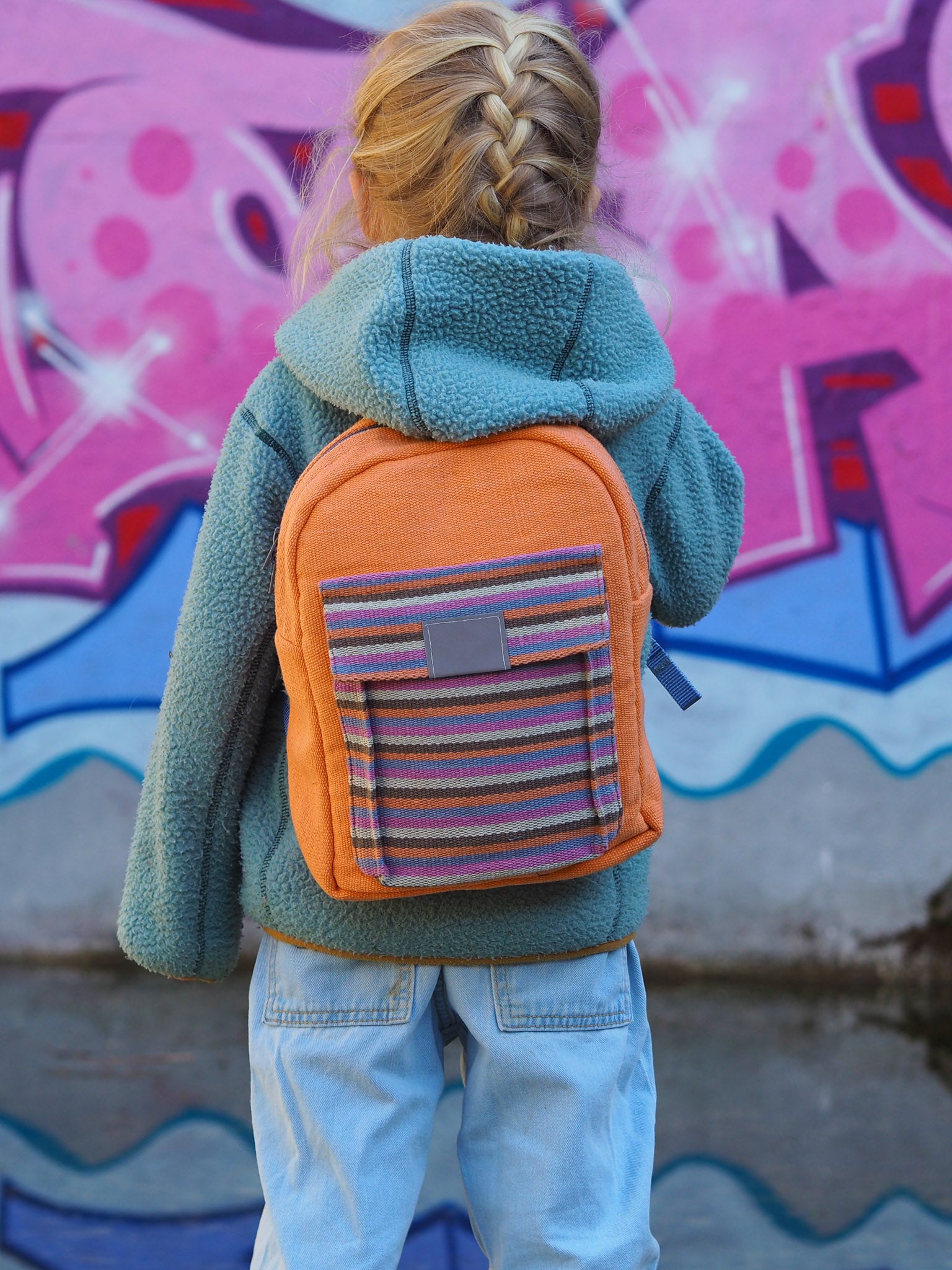 nachhaltiger-kinderrucksack-orange