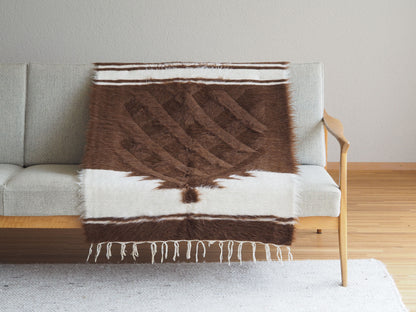 brown-white-paradise-wall-hanging-rug