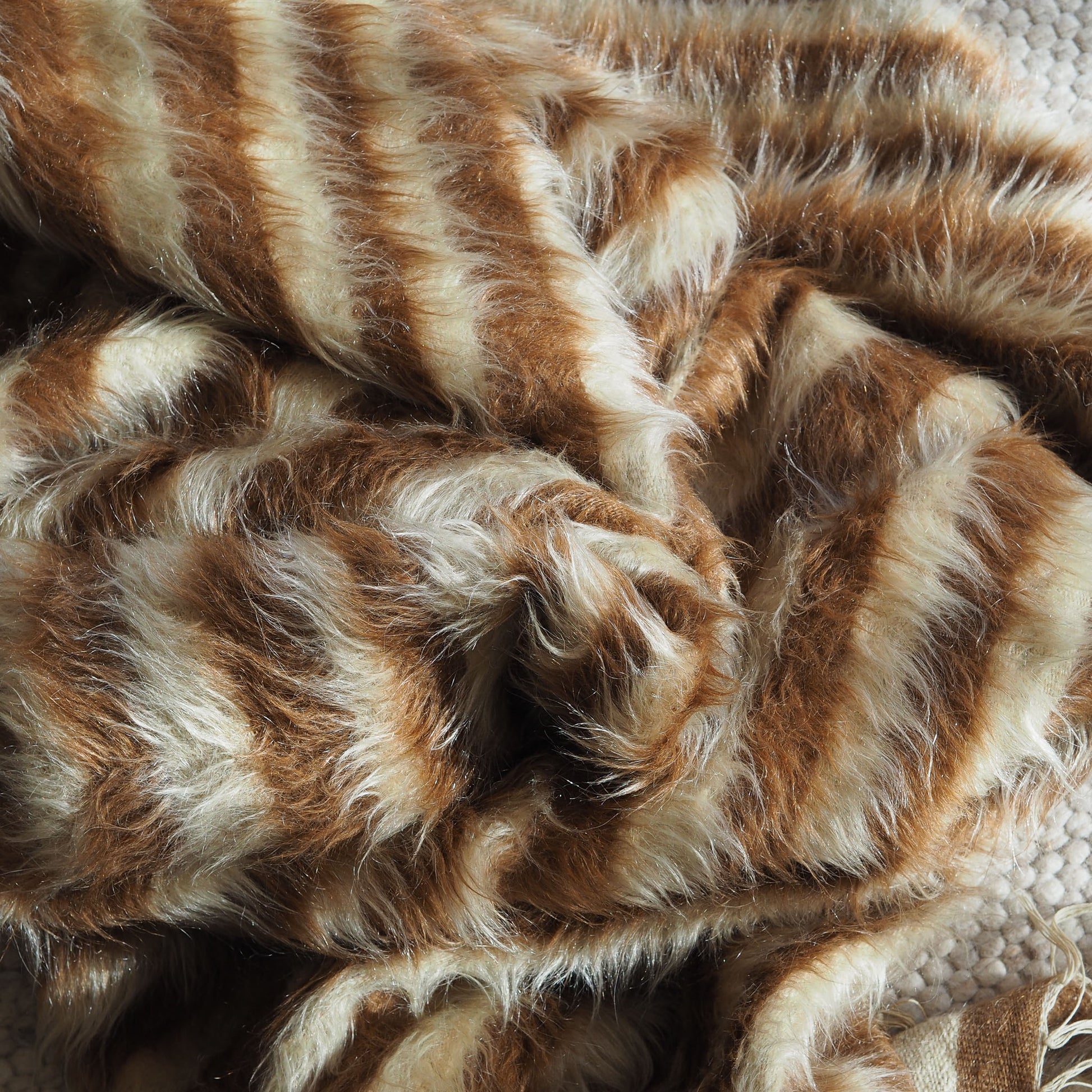 camel-white-striped-wall-hanging-rug